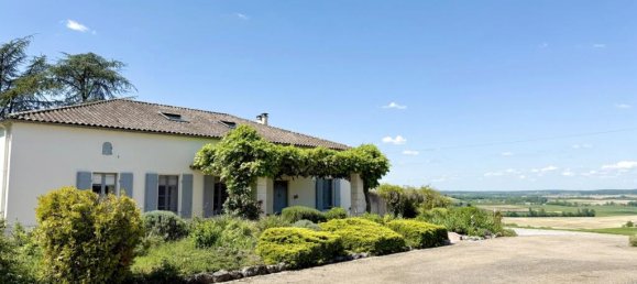 Castillos de 4 dormitorios en Villefranche-de-Rouergue, France No. 339179 7