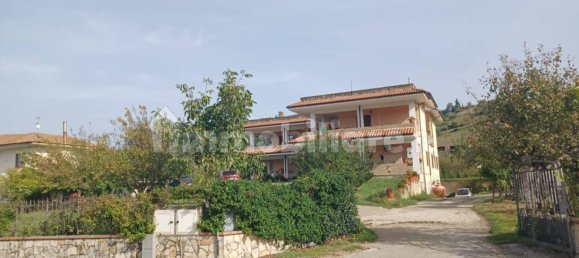 5 bedrooms Villa in Giungano, Italy No. 84968 2