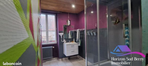 Casa de 9 dormitorios en Saint-Jeanvrin, France No. 58428 7