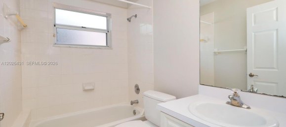 3 chambres villa à louer à Miami, Miami-Dade, Florida, USA № 615022 9