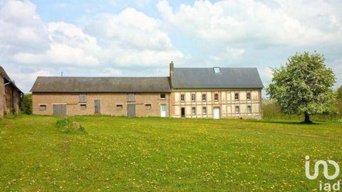 3 bedrooms House in Aumale, France No. 30640