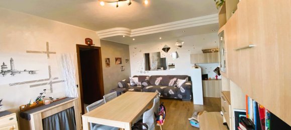 3 rooms Apartment in Brusaporto, Italy No. 259035 9