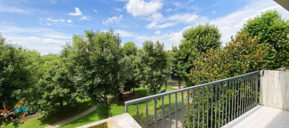 3 rooms Apartment in Brusaporto, Italy No. 259035 19