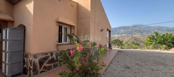 3 Schlafzimmer Haus in Canillas de Aceituno, Spain, Nr. 189686 26
