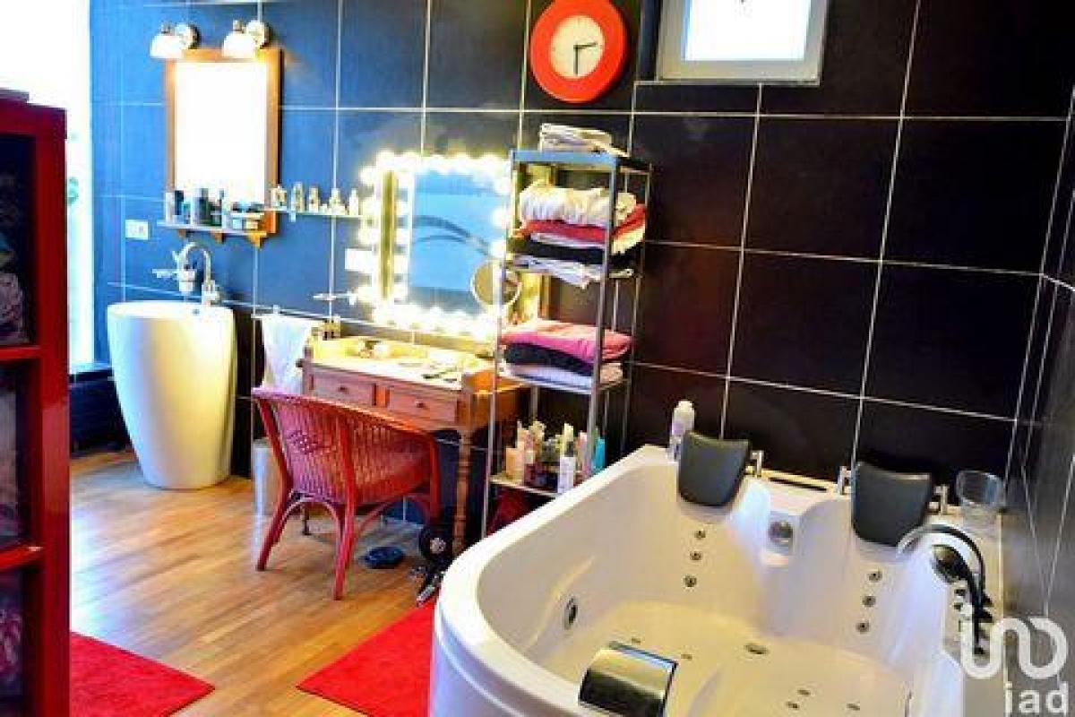 5 غرف نوم منزل في Montbazon, France رقم 8491