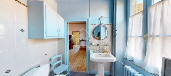 4 bedrooms House in Saint-Pourcain-sur-Sioule, France No. 276065 17