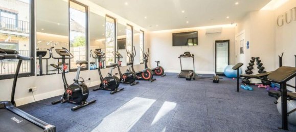 1 bedroom Apartment in Ealing, United Kingdom No. 5792 9