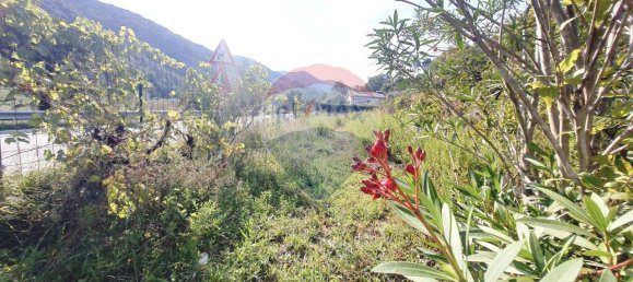 1غرفة قطعة أرض في Ortovero, Italy رقم 110658 12