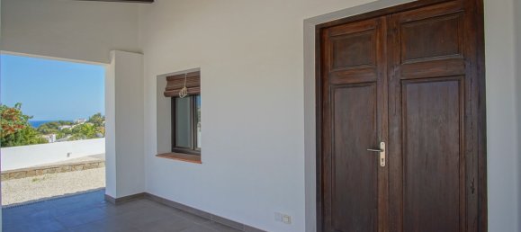 3 bedrooms Villa in Moraira, Spain No. 135369 6