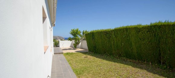 3 bedrooms Villa in Moraira, Spain No. 135369 9