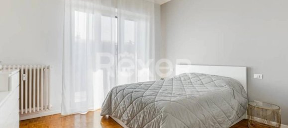 Квартира с 3 комнатами в Корсико, Италия № 36889 27