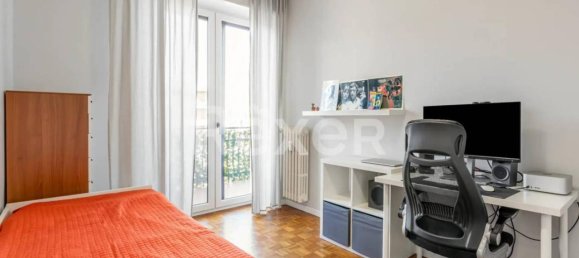 Квартира с 3 комнатами в Корсико, Италия № 36889 25