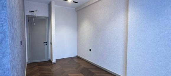 5 bedrooms Apartment in Baku, Azerbaijan No. 1760 10