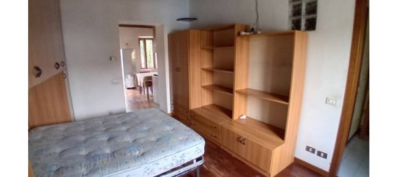 2 rooms Apartment in Bergamo, Italy No. 350029 3