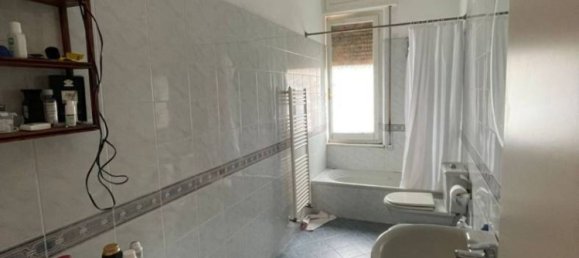 Apartamento T1 em La Spezia, Italy N.º 101340 11