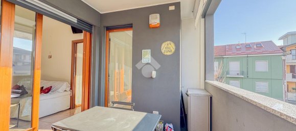 3-salle Appartement à Lissone, Italy No. 2303 15