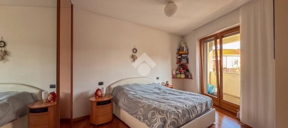 3-salle Appartement à Lissone, Italy No. 2303 22
