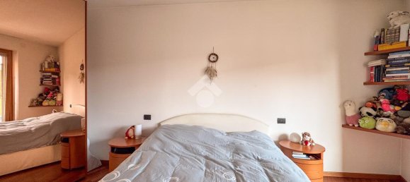 3-salle Appartement à Lissone, Italy No. 2303 26