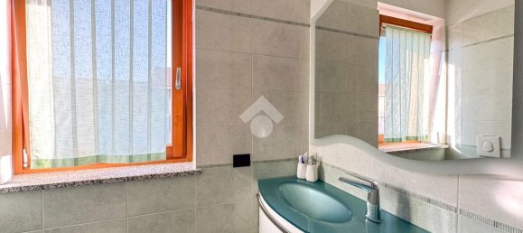 3-salle Appartement à Lissone, Italy No. 2303 40