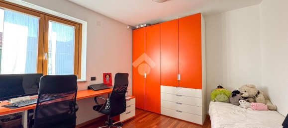 3-salle Appartement à Lissone, Italy No. 2303 37