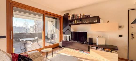 3-salle Appartement à Lissone, Italy No. 2303 11