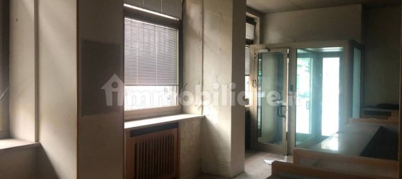 3-Zimmer Gewerbliche Immobilie in Turin, Italy, Nr. 73648 2