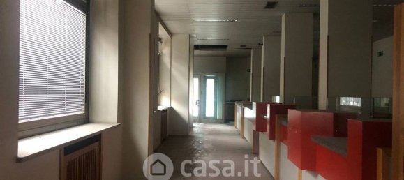 3-Zimmer Gewerbliche Immobilie in Turin, Italy, Nr. 73648 23