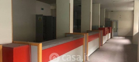3-Zimmer Gewerbliche Immobilie in Turin, Italy, Nr. 73648 27
