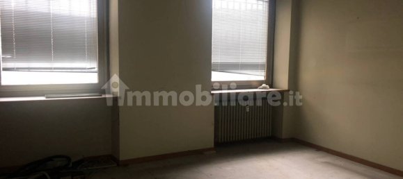 3-Zimmer Gewerbliche Immobilie in Turin, Italy, Nr. 73648 15
