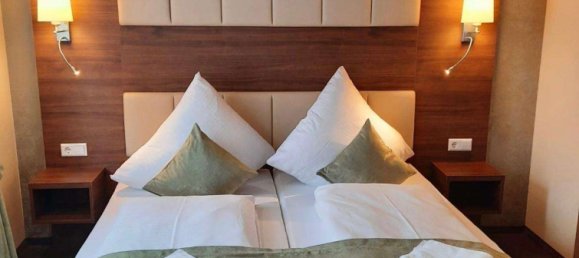 650m² Hotel in Reutlingen, Germany No. 93166 18