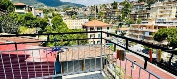 3 bedrooms Apartment in Sanremo, Italy No. 314350 9