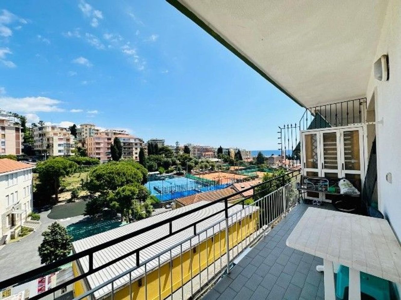 3 bedrooms Apartment in Sanremo, Italy No. 314350