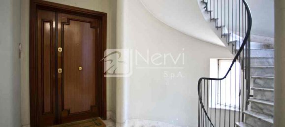 3 bedrooms Apartment in Rome, Italy No. 173200 10