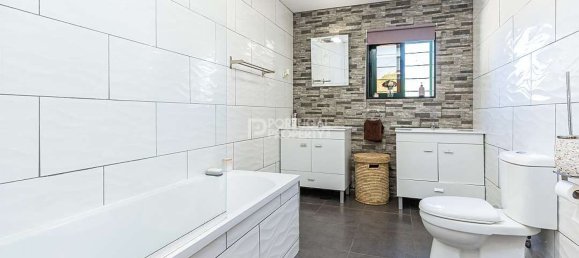 4 bedrooms House in Loule, Portugal No. 131015 50