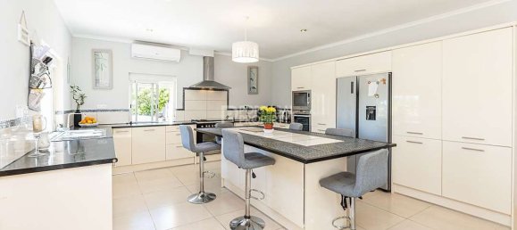 4 bedrooms House in Loule, Portugal No. 131015 46