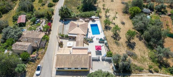 4 bedrooms House in Loule, Portugal No. 131015 45