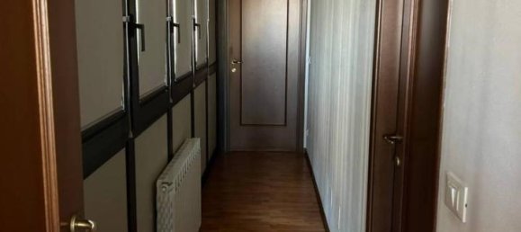 4 rooms Apartment in Bologna, Italy No. 35267 9