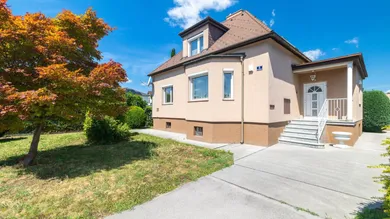 Дом с 3 комнатами в Швехат, Австрия № 196114