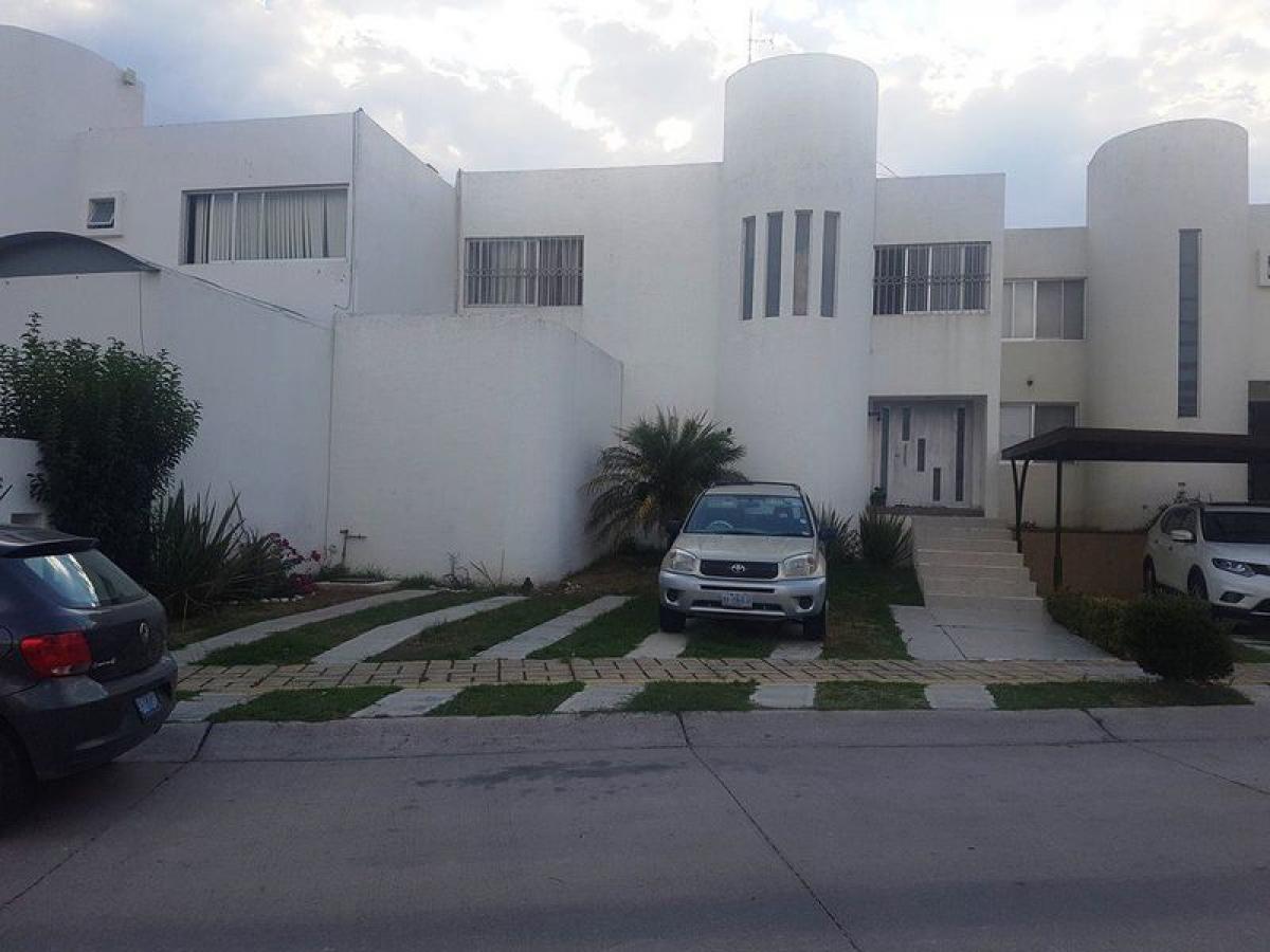 3 bedrooms House in Guanajuato, Mexico No. 158813