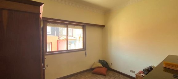 4 bedrooms Villa in Porto, Portugal No. 143118 9