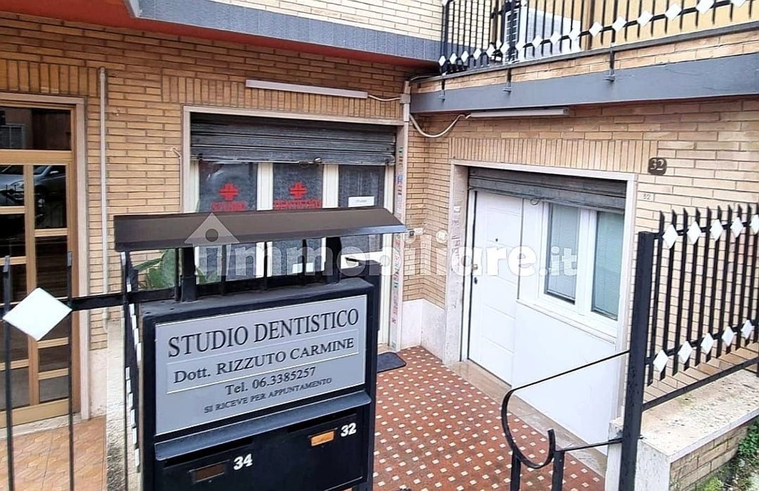 80m² Commercial property in Rome, Italy No. 46801