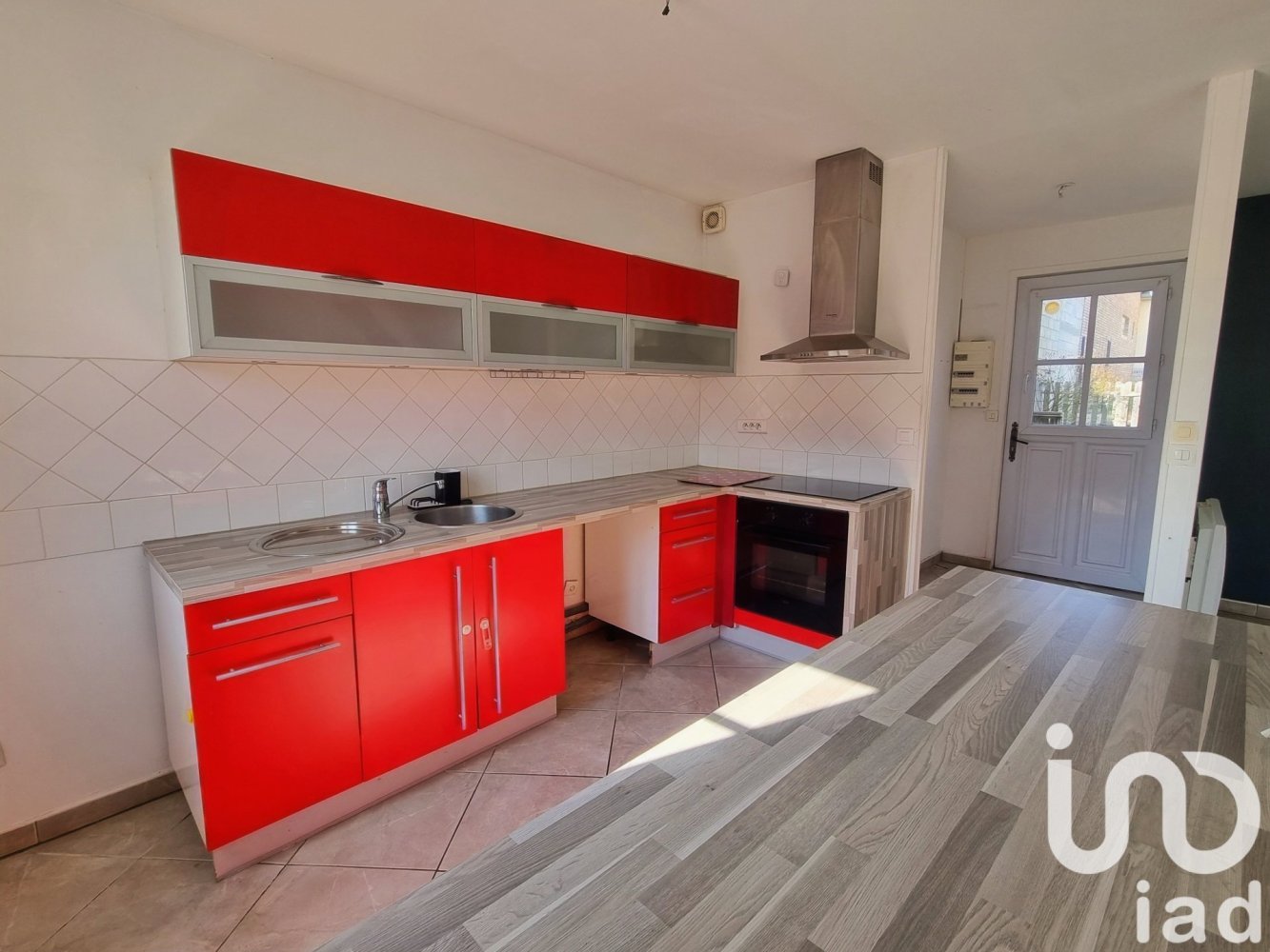 Дом с 3 спальнями в Сомма, Франция № 52925