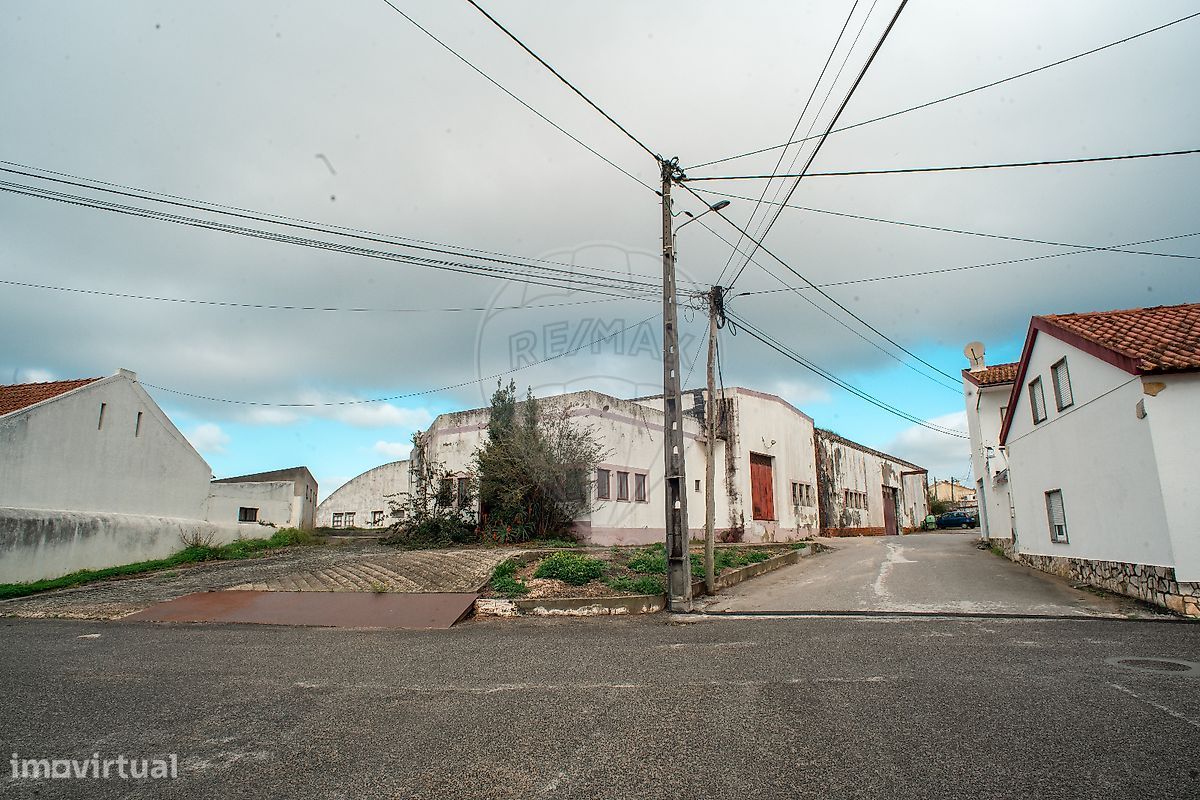 Lagerhaus in Cadaval, Portugal 4247m², Nr. 70619