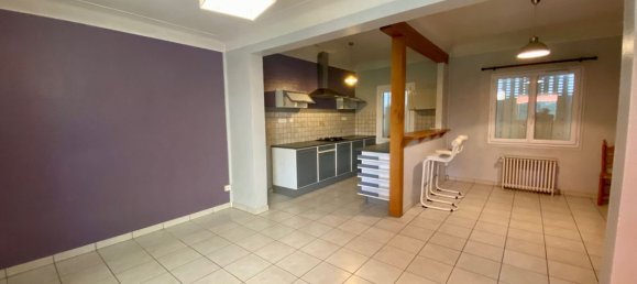 2 Schlafzimmer Haus in Paray-Vieille-Poste, France, Nr. 185978 3