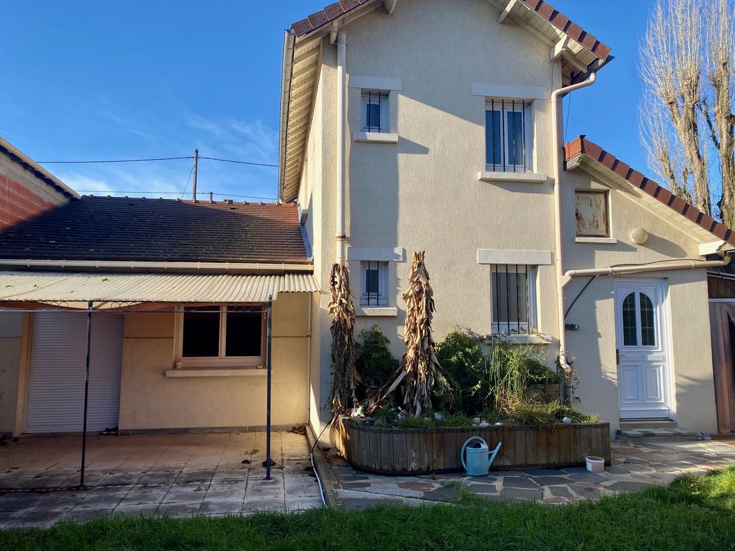 2 Schlafzimmer Haus in Paray-Vieille-Poste, France, Nr. 185978