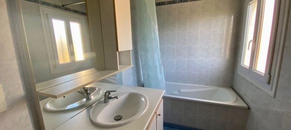 2 Schlafzimmer Haus in Paray-Vieille-Poste, France, Nr. 185978 8