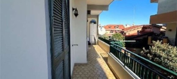 5 rooms Apartment in Giugliano in Campania, Italy No. 10987 23