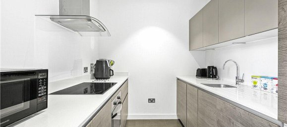 Apartamento de 1 dormitorio en Surrey, United Kingdom No. 8598 3