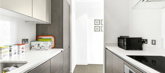 Apartamento de 1 dormitorio en Surrey, United Kingdom No. 8598 10