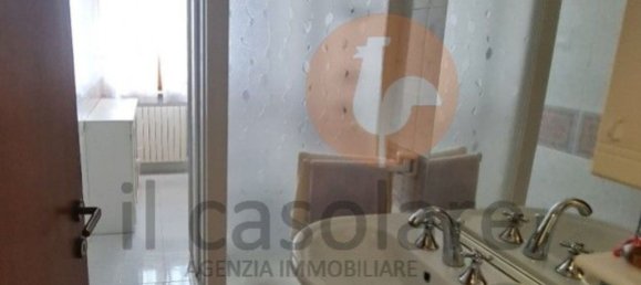 Casa de 10 divisões em Mombaroccio, Italy N.º 89953 9